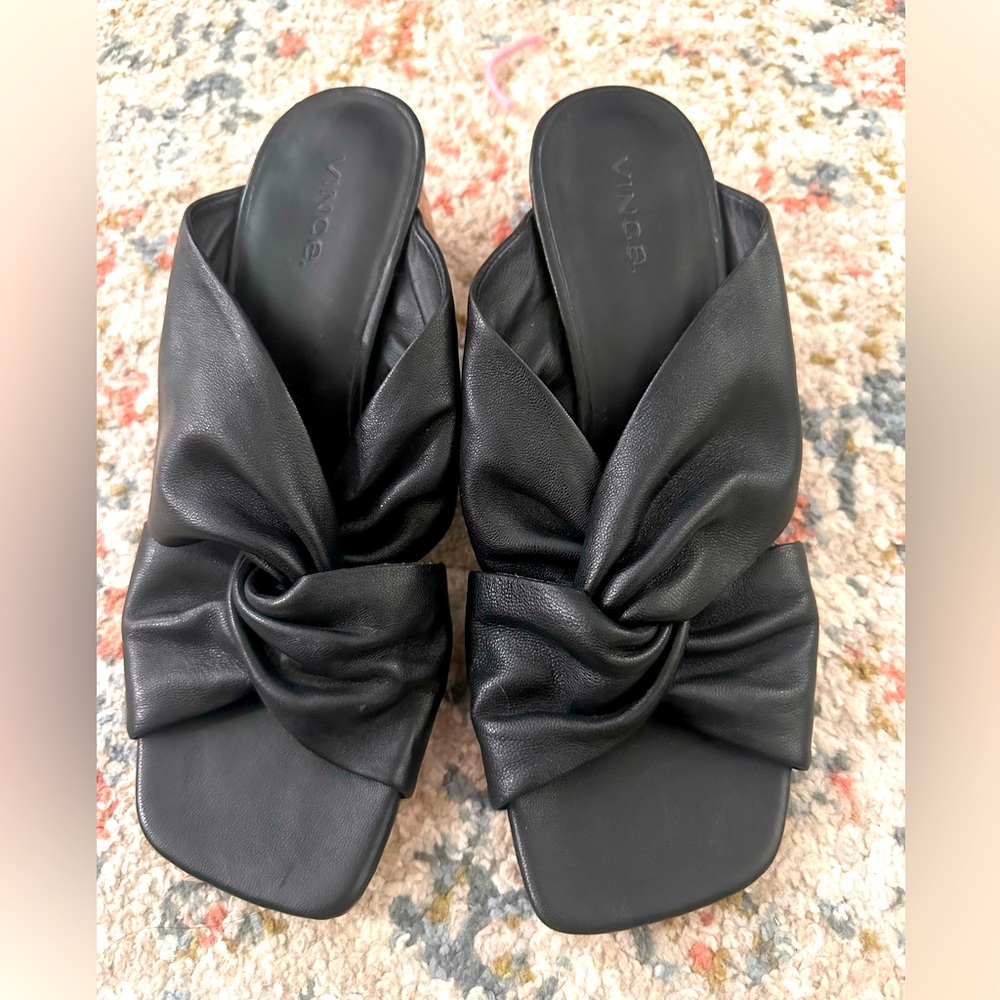 Vince shoes size 7.5 Women